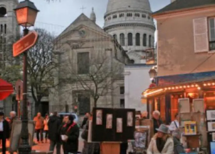 Sacre Coeur Arev Sur Les Pas D Emily In شقة